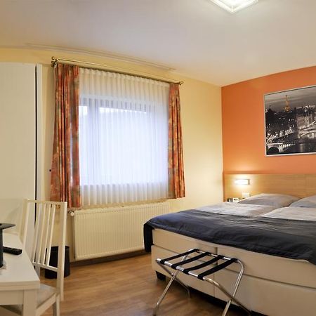 Zum Burghof Hotel Schoenberg Eksteriør billede