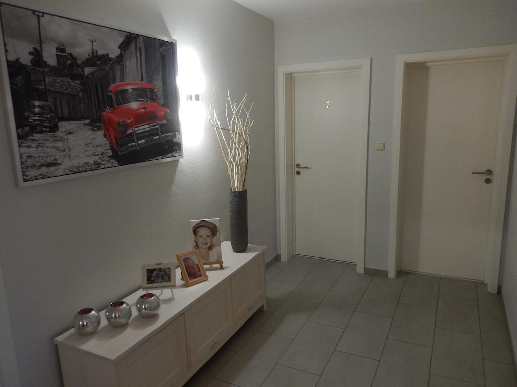 Zum Burghof Hotel Schoenberg Eksteriør billede