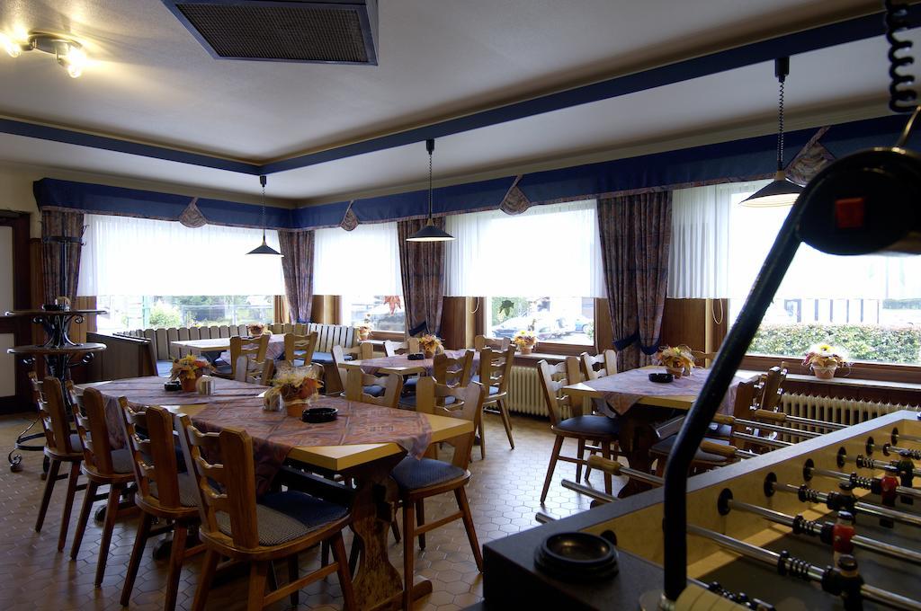 Zum Burghof Hotel Schoenberg Eksteriør billede